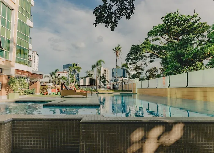 Ayala Mall 10mins Walk & Pool *